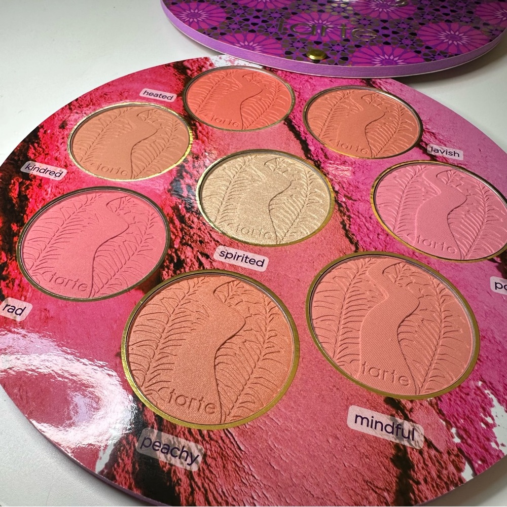 New Tarte Big Blush Book Pallet #3 - Picture 9 of 9